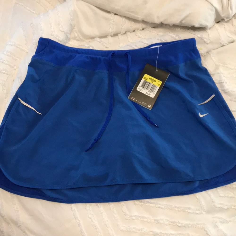 NWT Womens Nike Running Skirt Small!